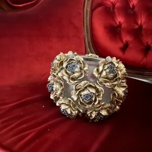 Elegant Gold Floral Art Sculpture